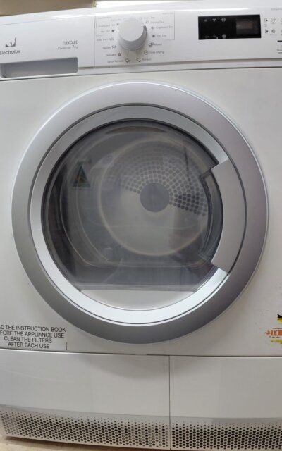 Electrolux 7kg Condenser Dryer EDC2075GDW