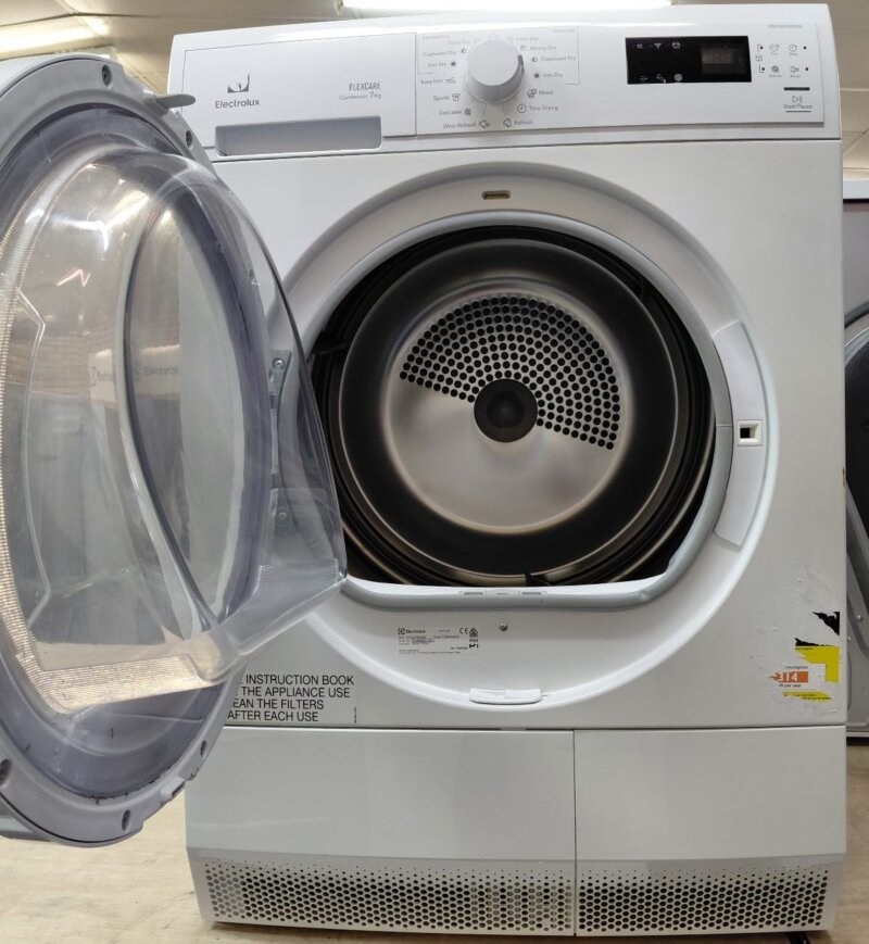Electrolux 7kg Condenser Dryer EDC2075GDW