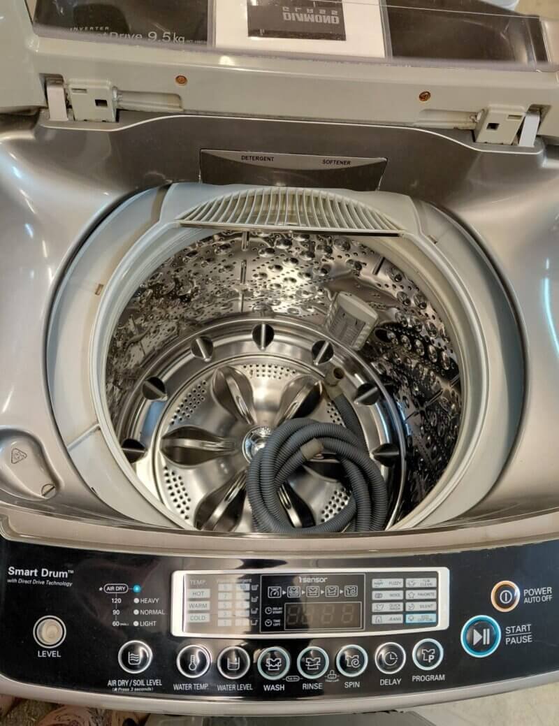 LG 9.5kg Top Load Washing Machine WT-H9556