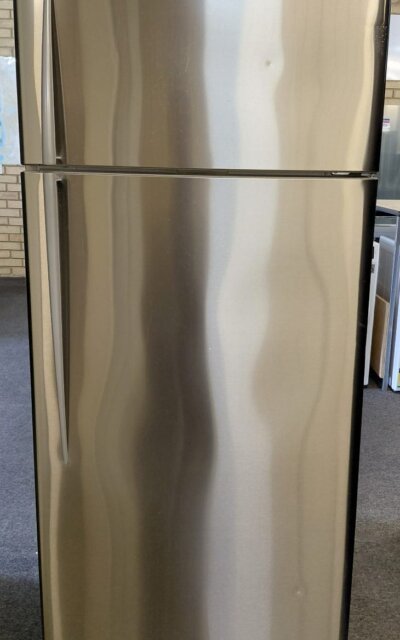Fisher & Paykel 447L Top Mount Fridge E440T