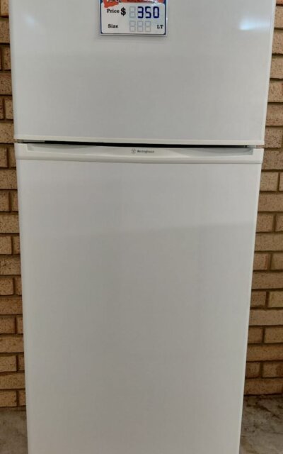 Westinghouse 328L Top Mount Fridge – WTM3300WA-L