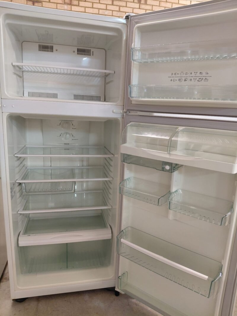 Westinghouse 390L Top Mount Fridge RJ392V-R4