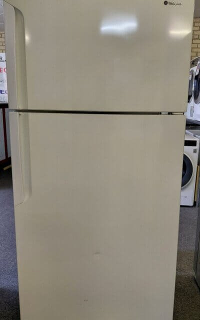 Westinghouse 537L Top Mount Fridge WTB5400WA