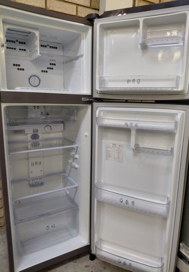 Whirlpool 241L Top Mount Fridge WR124U