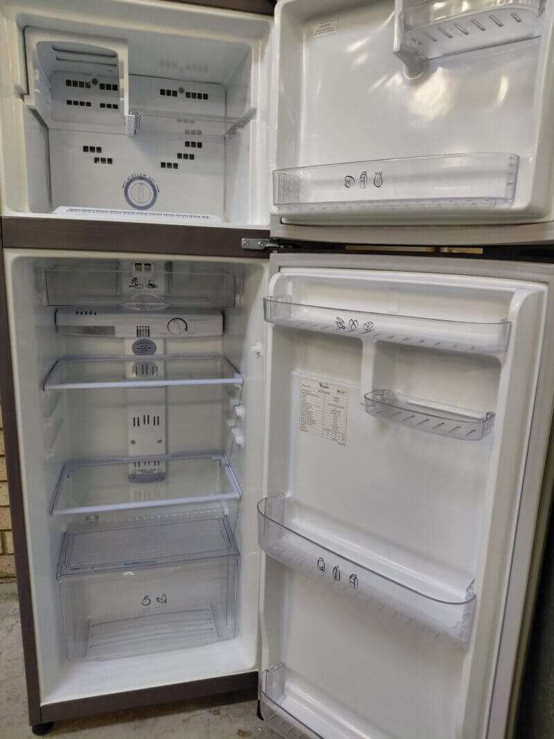 Whirlpool 241L Top Mount Fridge WR124U