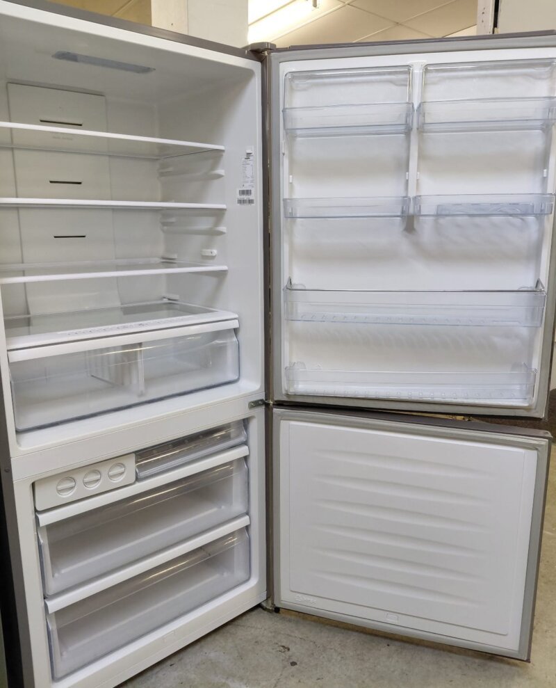 Hisense 520L Bottom Mount Refrigerator HR6BMFF520SD