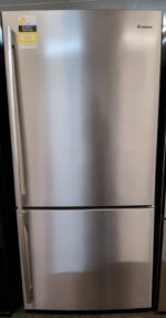 Westinghouse 510L Bottom Mount Refrigerator WBM5104SC-R
