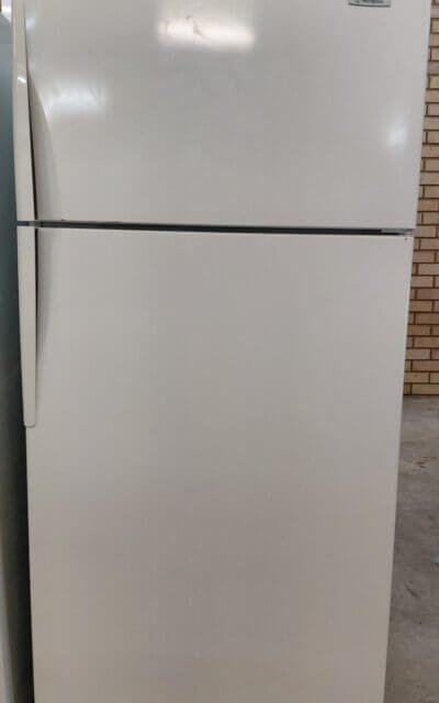 Westinghouse 520L Top Mount Fridge WTM5200WB-R