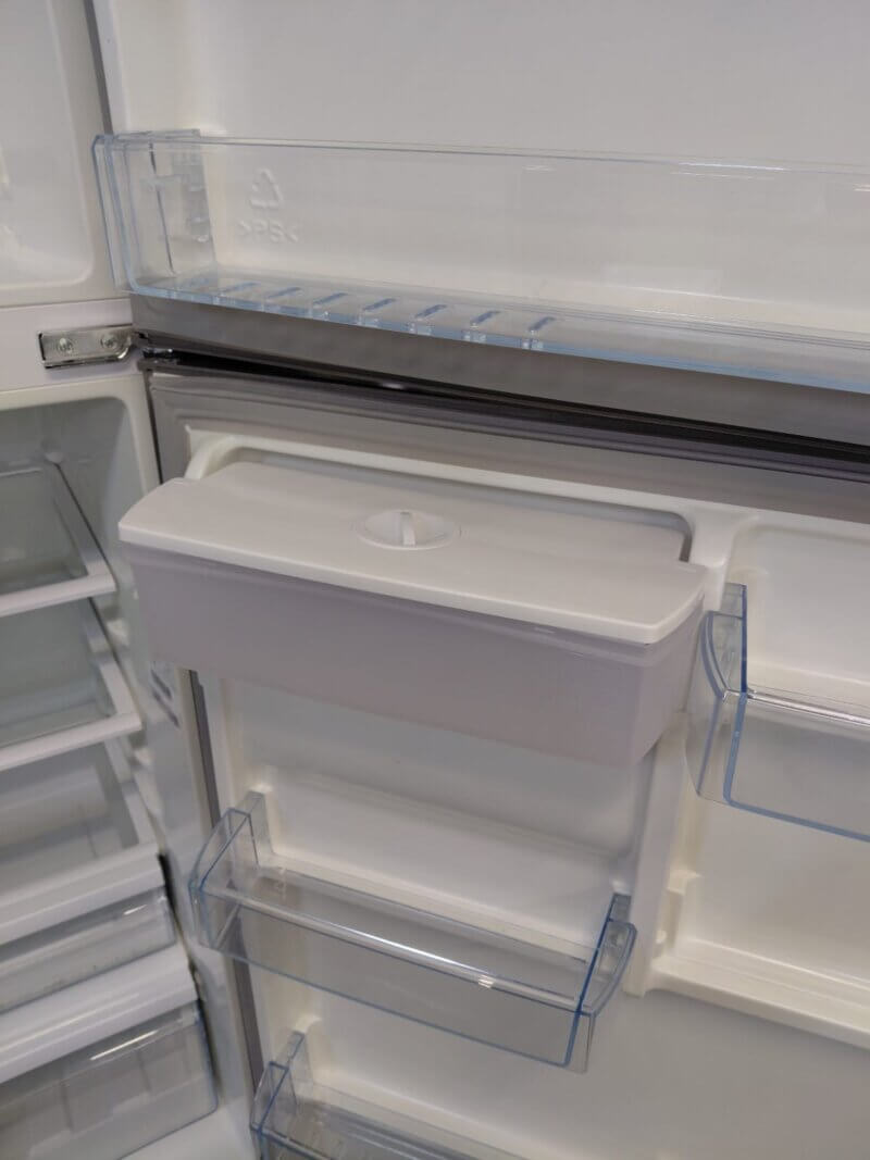 Hisense 593L Top Mount Refrigerator HR6TFF600SD