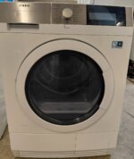Refurbished AEG 8kg Heat Pump Dryer T97689IH
