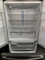 Westinghouse 605L French Door Fridge Freezer WHE6060SA