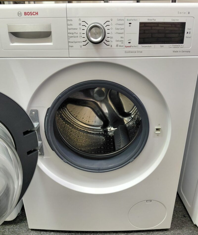 Bosch Series 8 8kg Front Load Washing Machine WAW28460AU