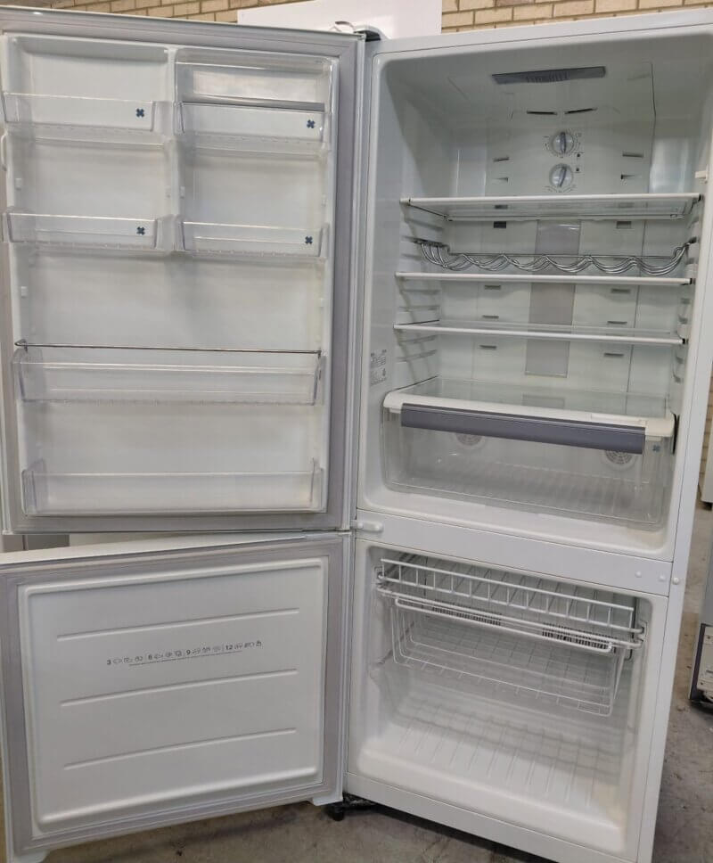 Electrolux 380L Bottom Mount Fridge NB380J-L