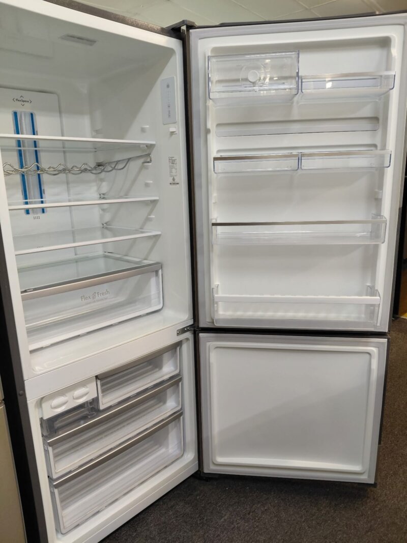 Westinghouse 454lt bottom mount fridge