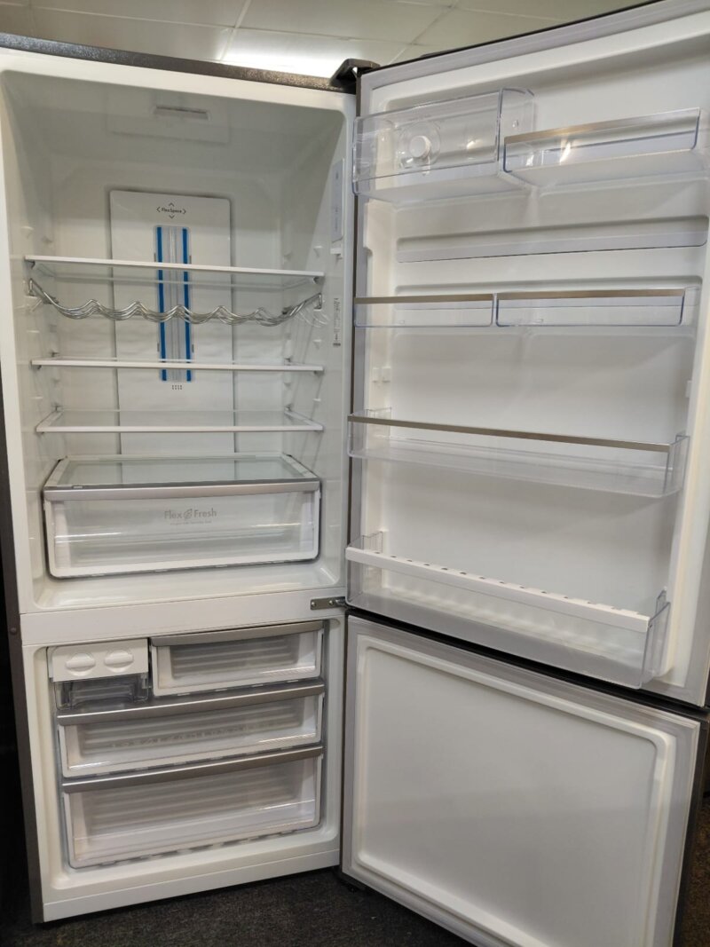 Westinghouse 454lt bottom mount fridge