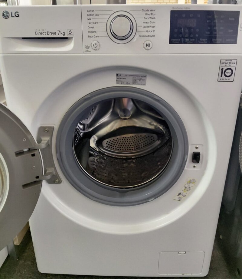 The LG WD1207NCW 7kg Front Load Washing Machine features 6 Motion Wash Technology, an Inverter Direct Drive Motor, 1200 rpm spin speed and 14 wash programs. This refurbished washing machine has been checked, tested and cleaned by WA White Goods and comes with a 3-month warranty. Delivery and pick-up available.