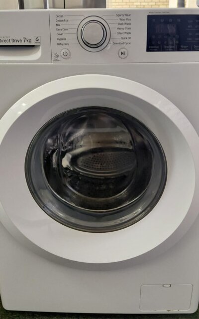 The LG WD1207NCW 7kg Front Load Washing Machine features 6 Motion Wash Technology, an Inverter Direct Drive Motor, 1200 rpm spin speed and 14 wash programs. This refurbished washing machine has been checked, tested and cleaned by WA White Goods and comes with a 3-month warranty. Delivery and pick-up available.
