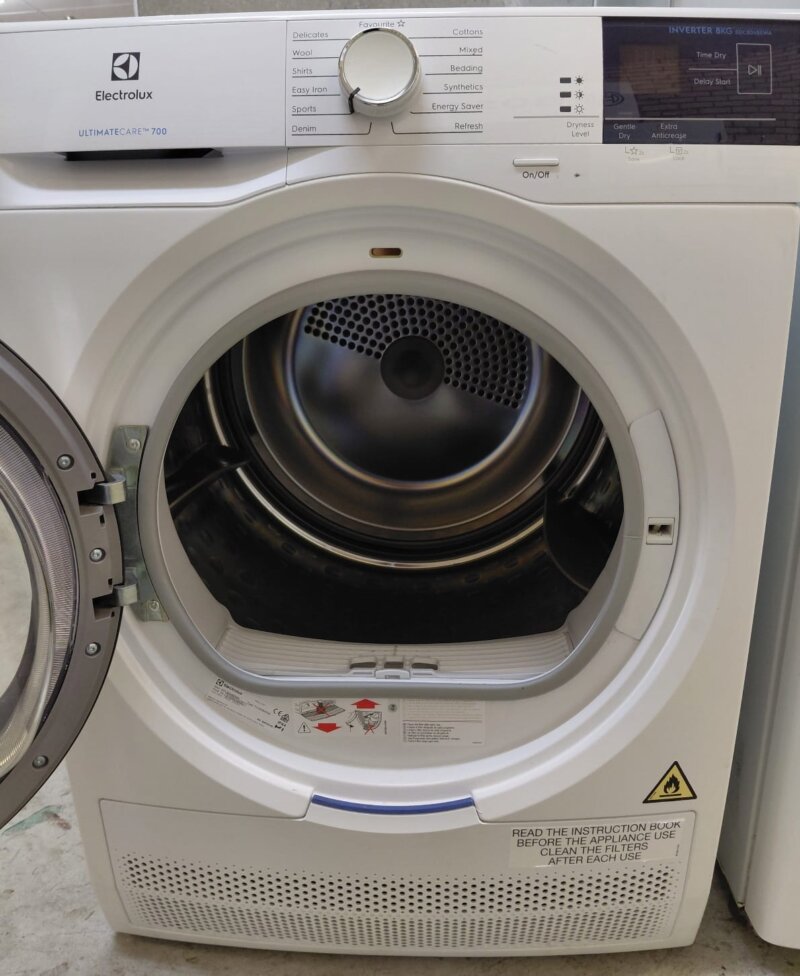 Electrolux 8kg Condenser Dryer EDC804BEWA